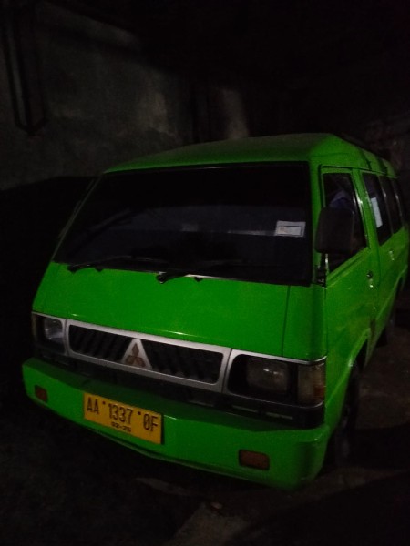 Mobil Angkudes