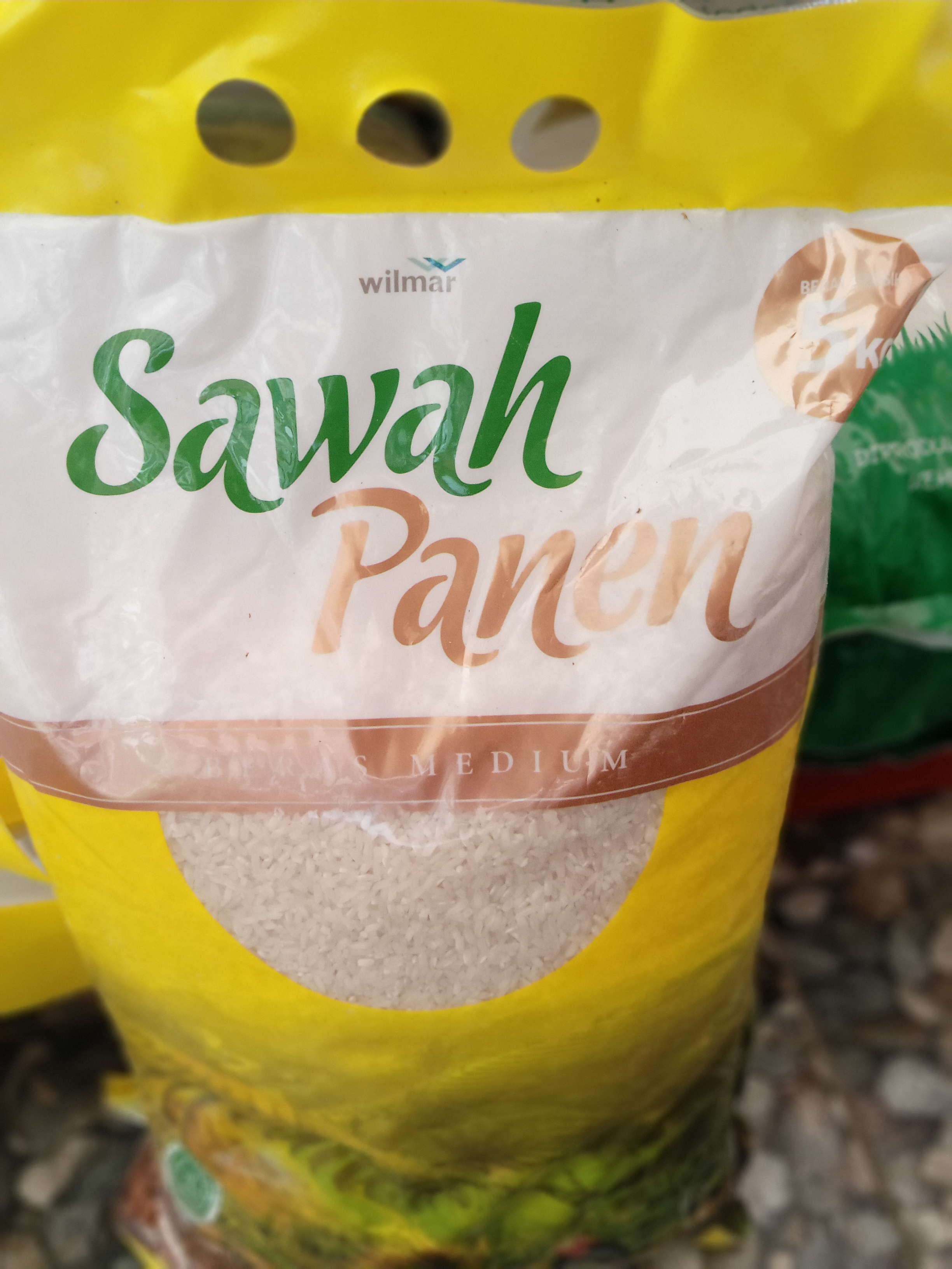 Beras lumbung padi