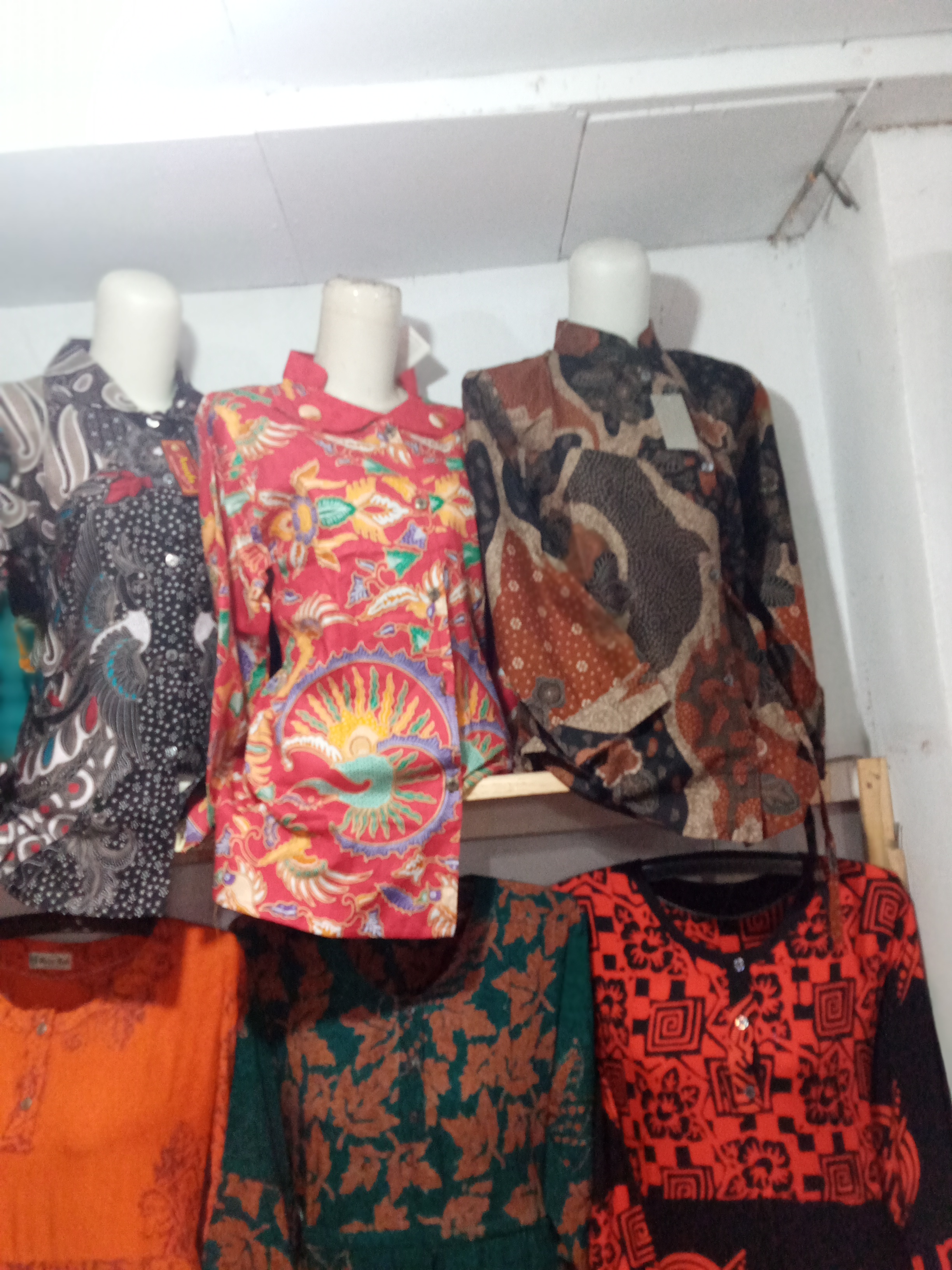 Pakaian batik