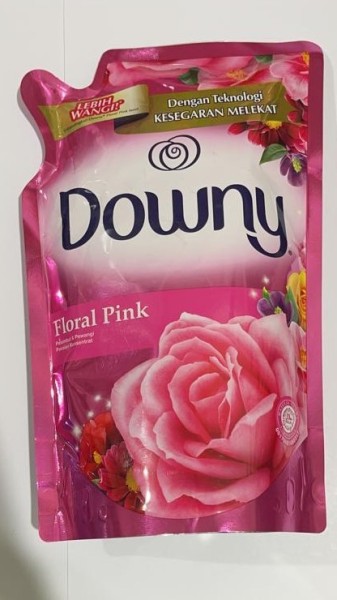 DOWNY FLORALPINK 720 ML REFF