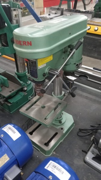 Modern Mesin Bor Duduk 13mm ZJ4110