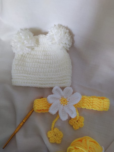 topi bayi rajut