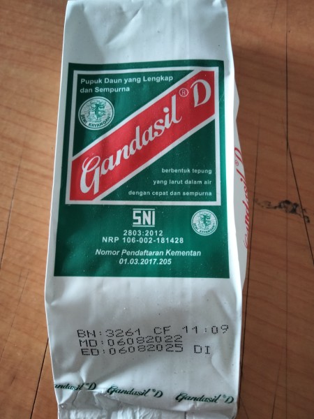 Gandasil Daun 100gr