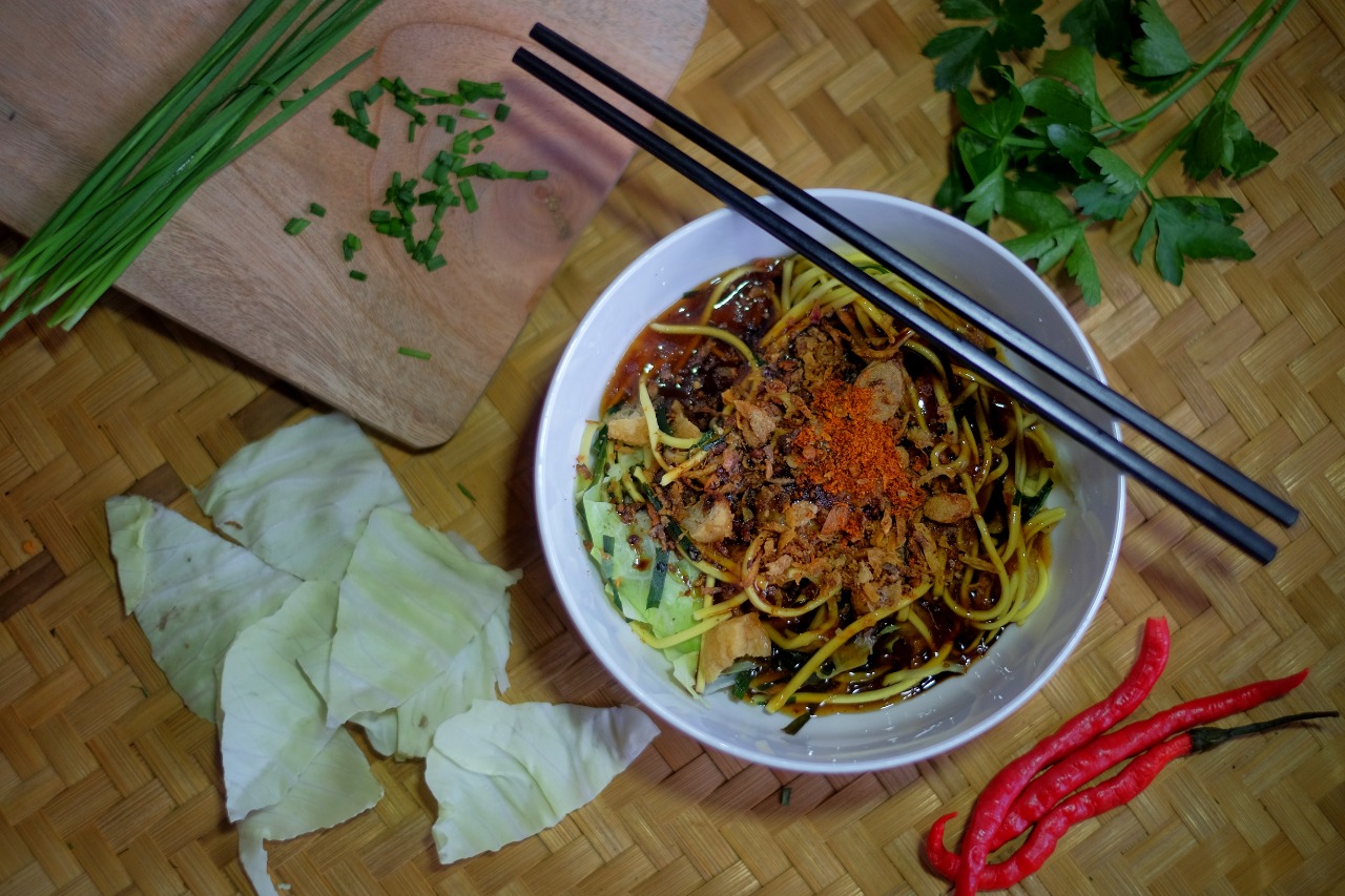 mie ongklok instan