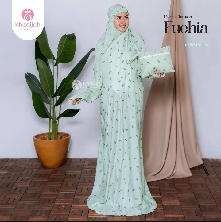 Mukena Terusan Fuchia All Size