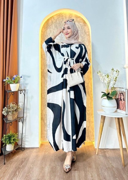 Batik Ayodha Kaftan Rania