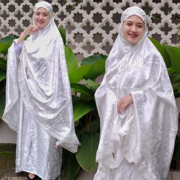 Mukena Satin Bunga (Putih)