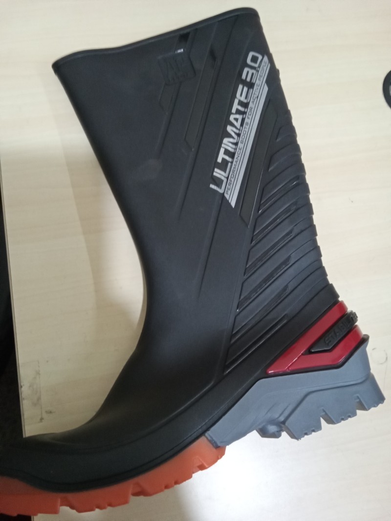 Sepatu AP ultimate
