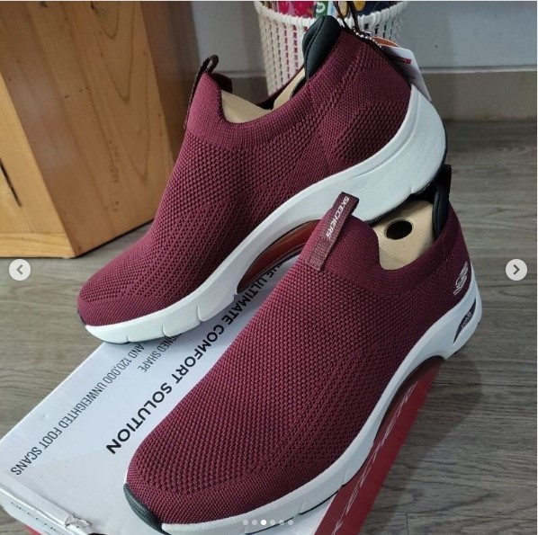 Skechers Skech Air Arch Fit -Burgundy (Men)