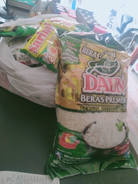 Beras mie instan