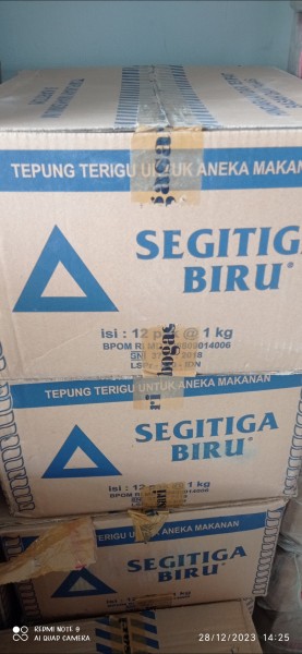 Tepung segitiga