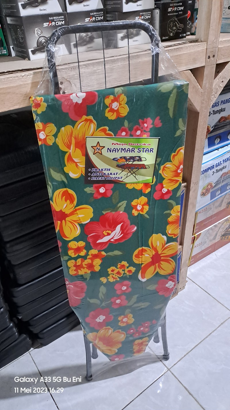 Meja setrika
