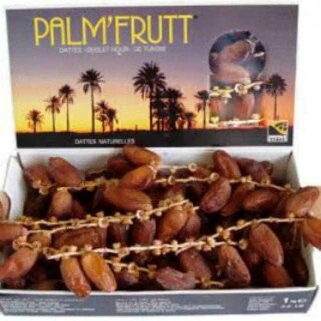 kurma palm fruit