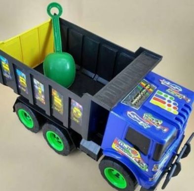 Mainan mobil
